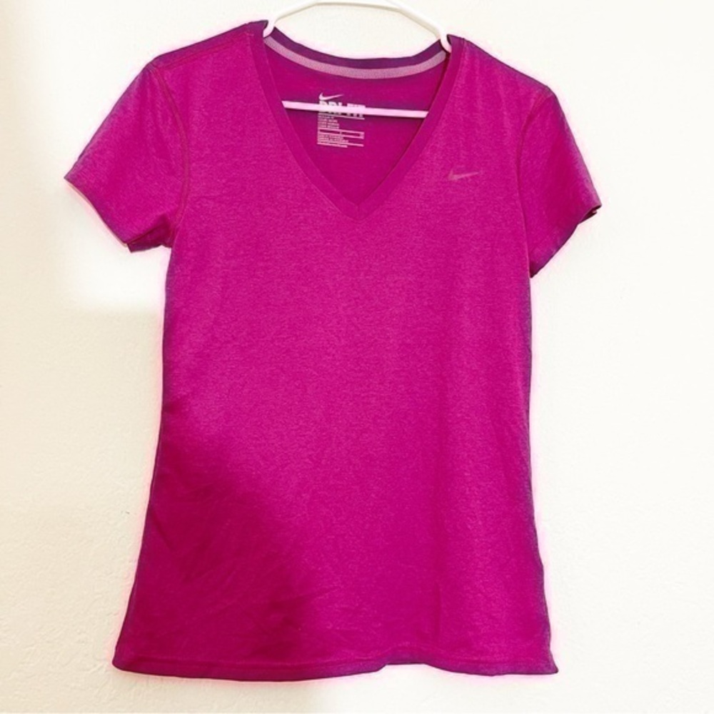 Nike Dr-Fit Regular Fit Short Sleeve Active Top Size Small Purple